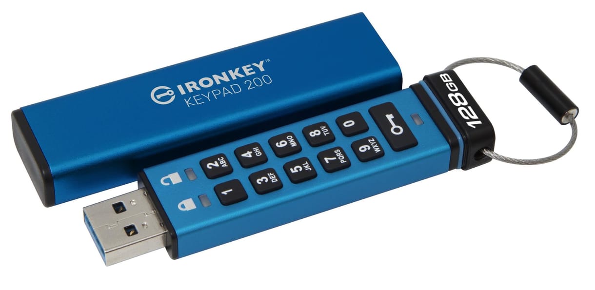 Új, nyomógombos pendrive-ot fejlesztett a Kingston