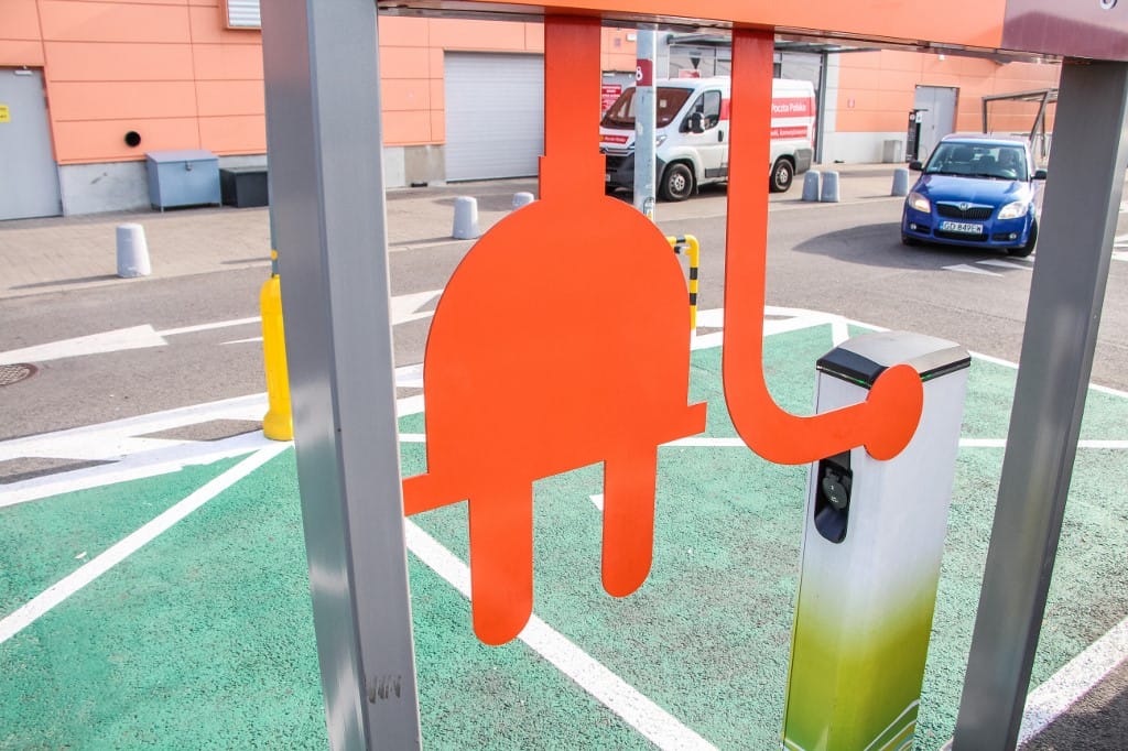 Változik a helyzet: van, ahol már jobban megéri elektromos autót venni