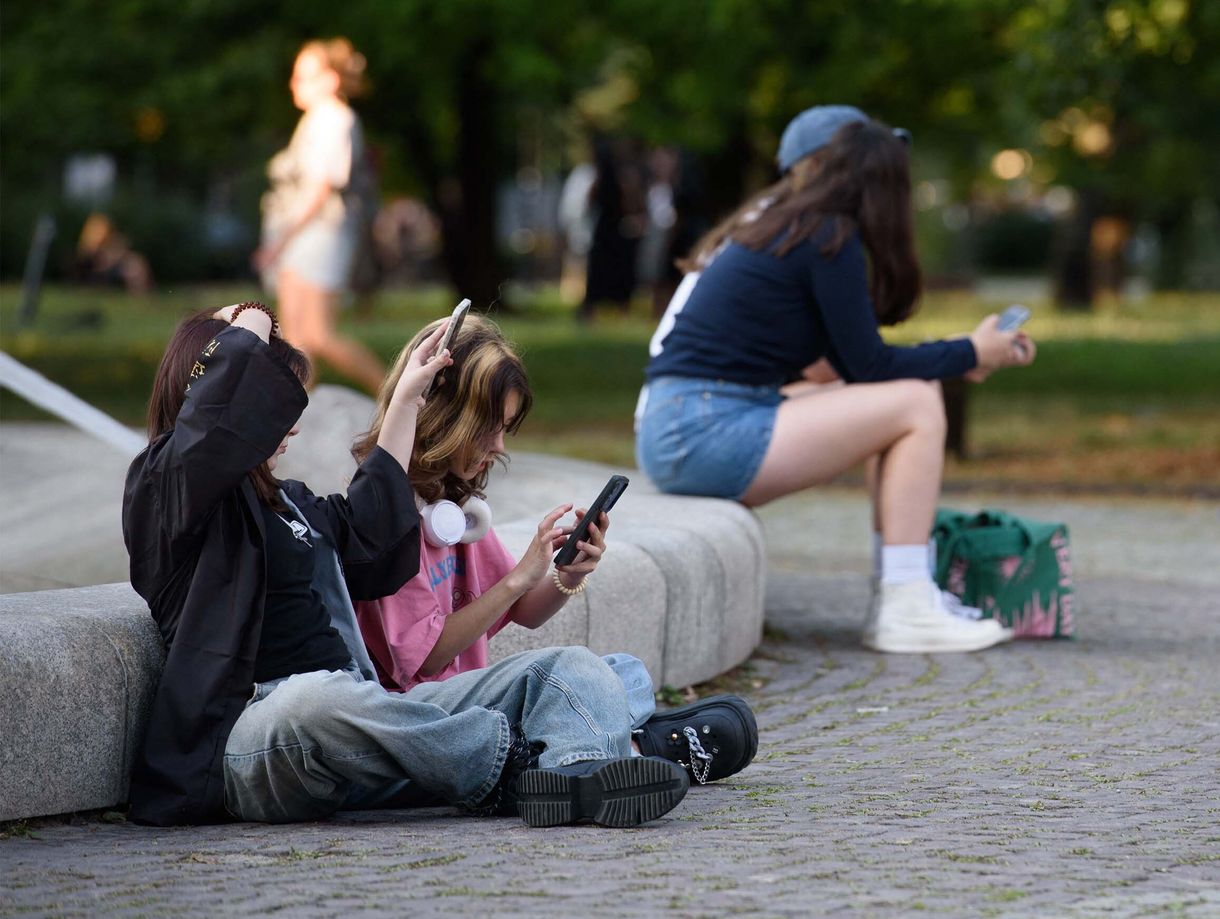 Mit engedhet meg magának egy influenszer a fiatalok figyelmének elnyeréséért?