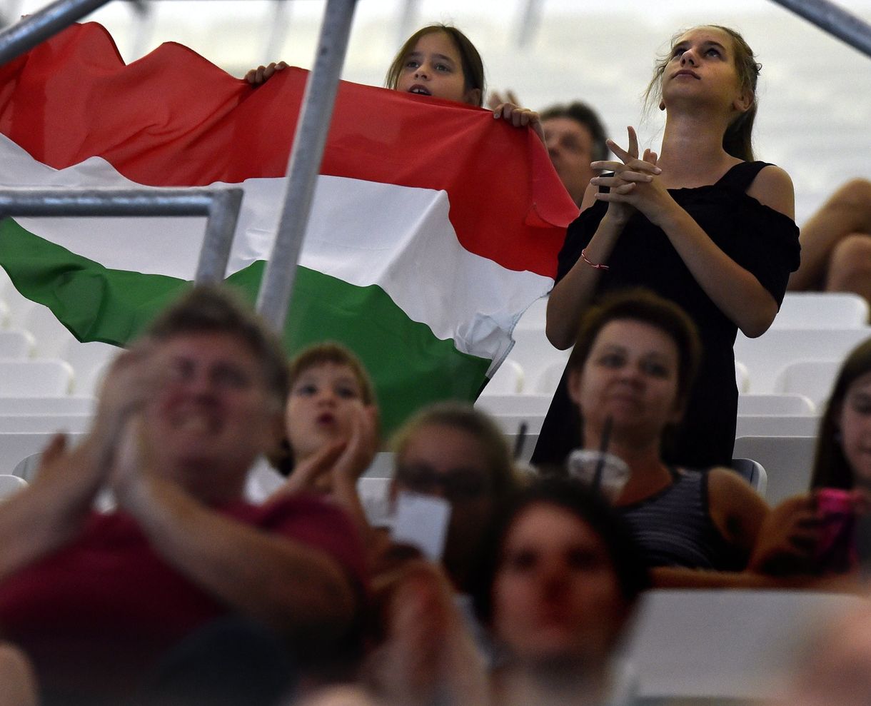Így él a magyar: fél megszólalni, és nem érzi, hogy jó a demokrácia