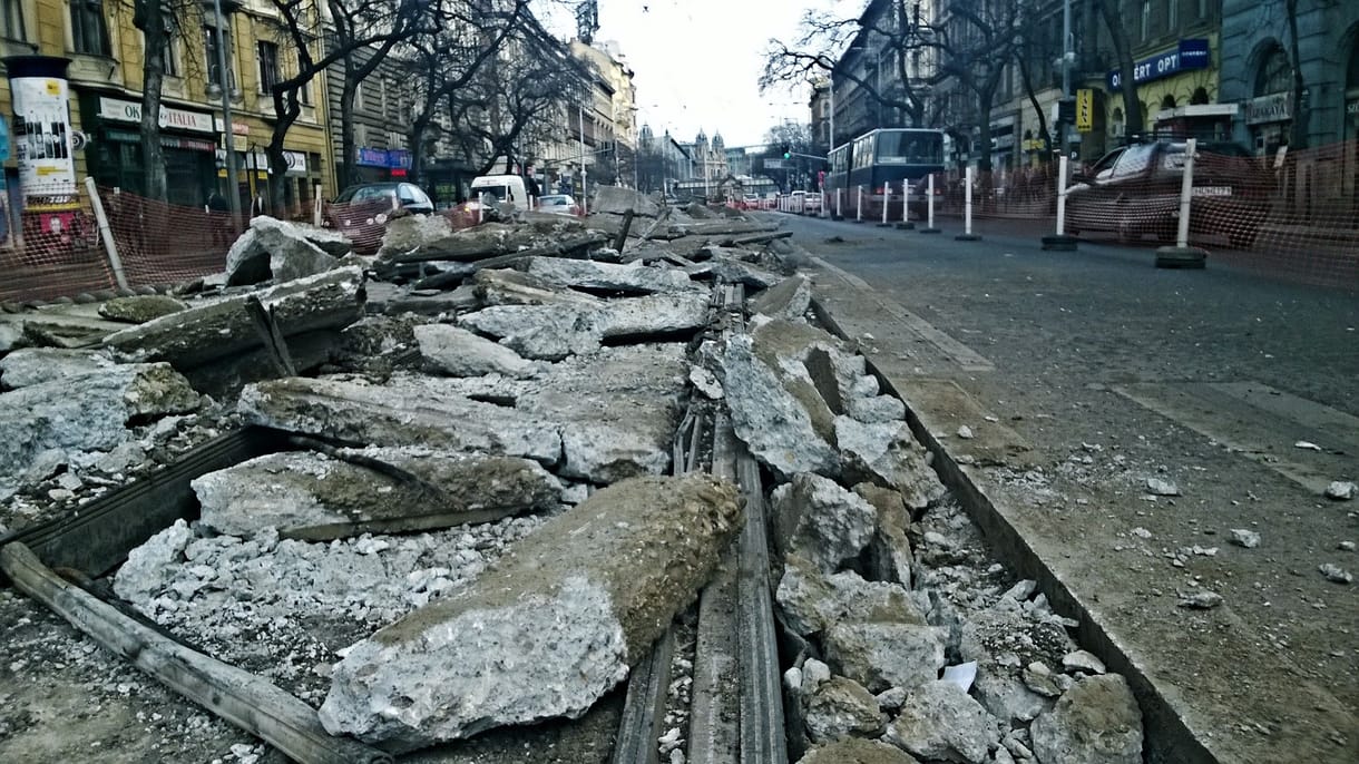 Ezt a nyarat sem ússzuk meg a 4-es 6-os felújítása nélkül