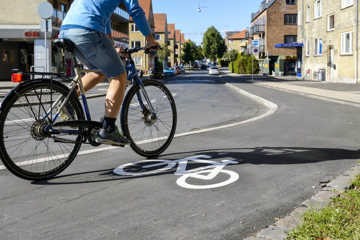 Ellopták a miniszter biciklijét, amíg a kerékpáros fejlesztésekről tartott sajtótájékoztatót