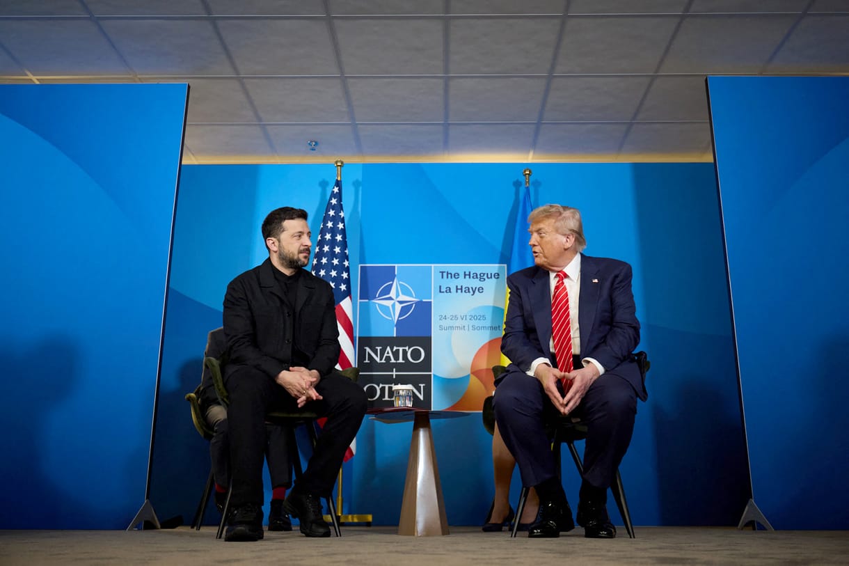 A Fehér Ház arról érdeklődött, hogy visel-e majd Zelenszkij öltönyt, amikor Trumppal tárgyal