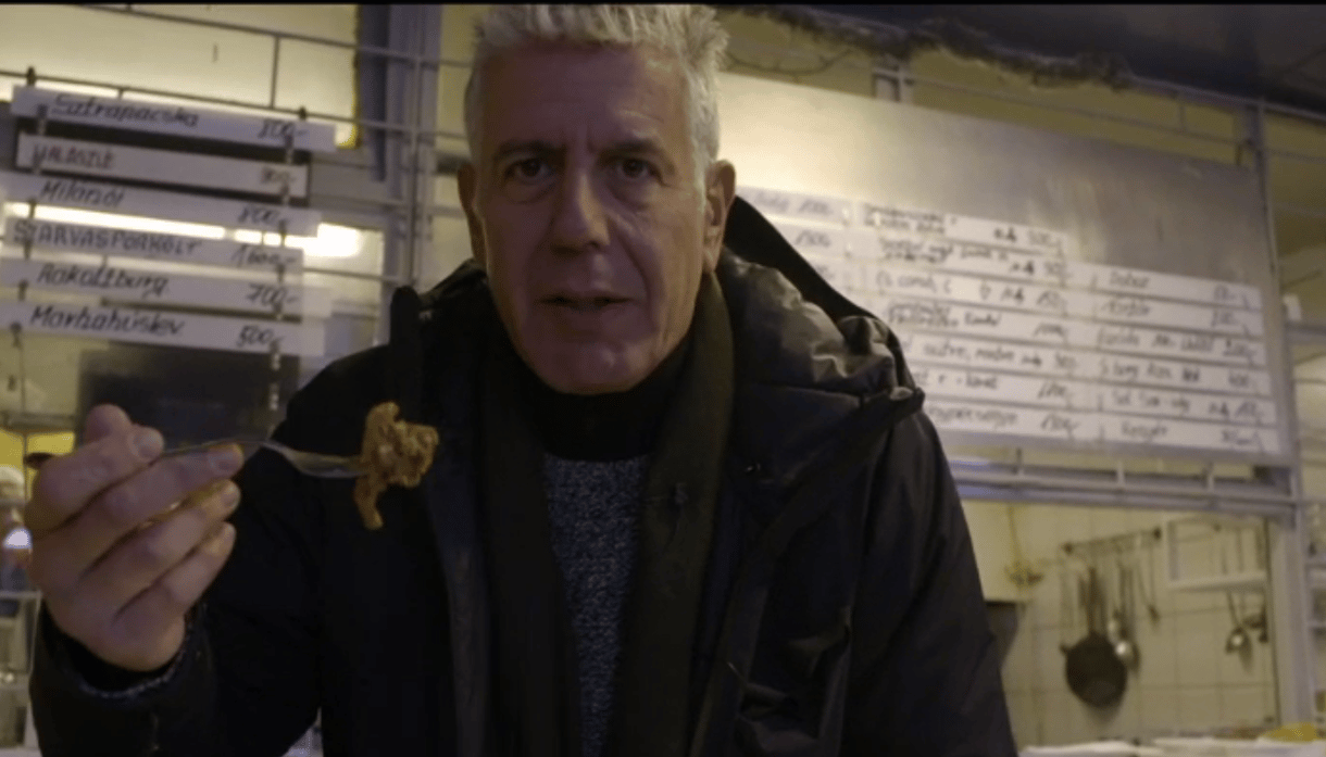 Saját történetével szólt be Anthony Bourdain Quentin Tarantinónak
