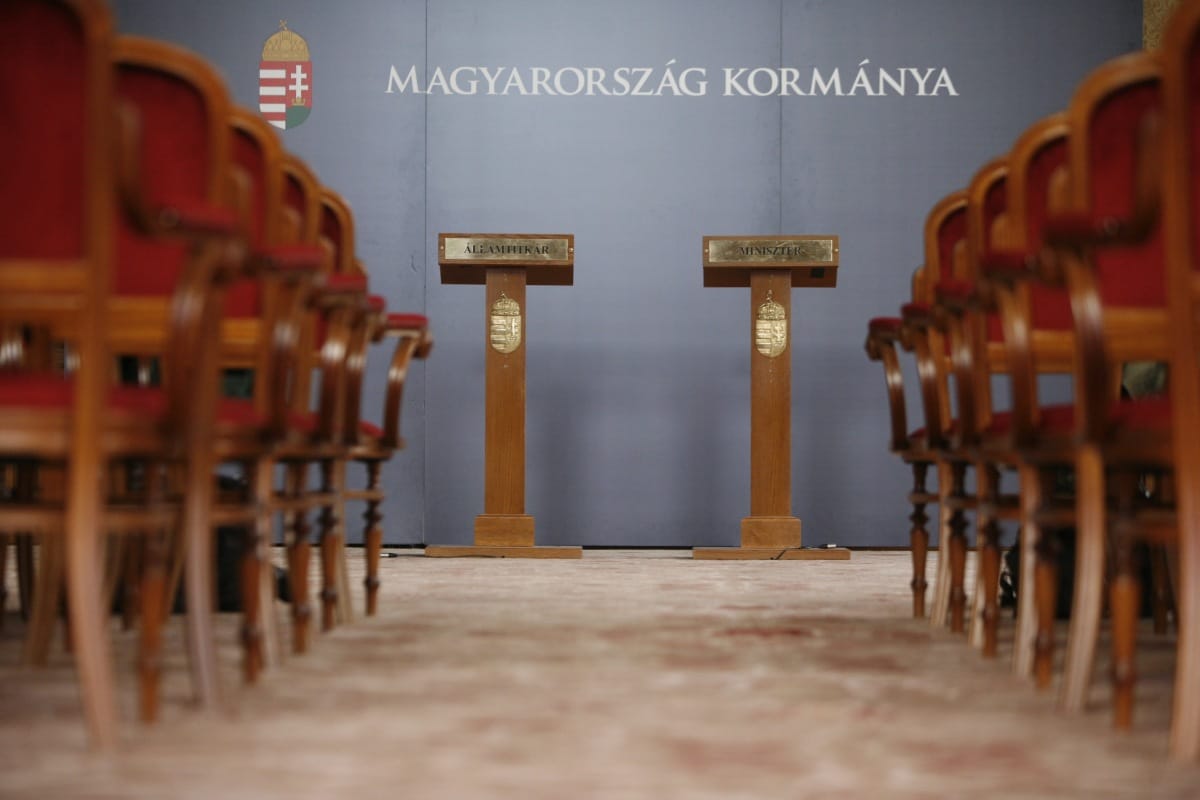 Mit titkolhat még el a magyar kormány?