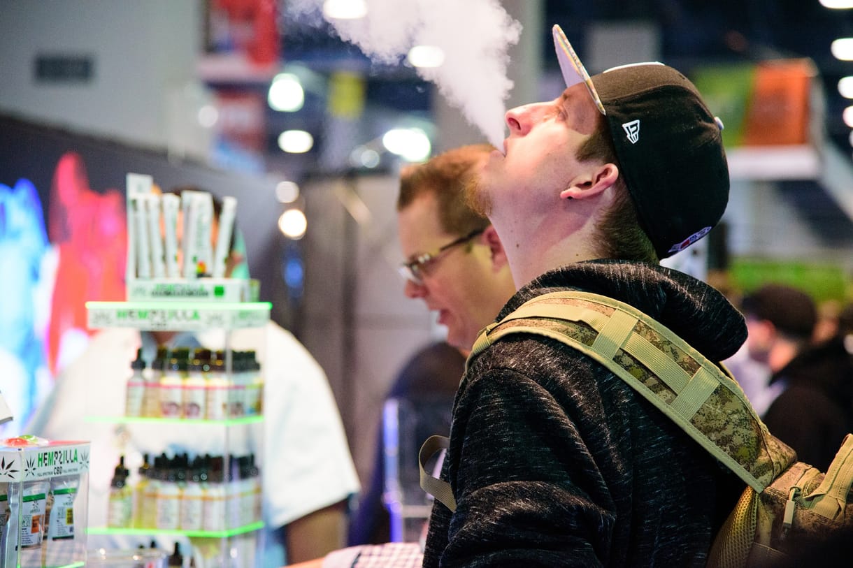 Betilthatják Amerikában az Elf Bar-szerű e-cigik árusítását