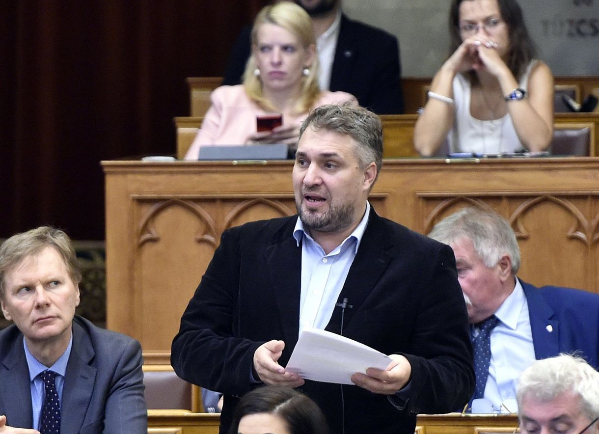 LMP: Fegyelmi eljárás indul Sallai R. Benedekkel szemben