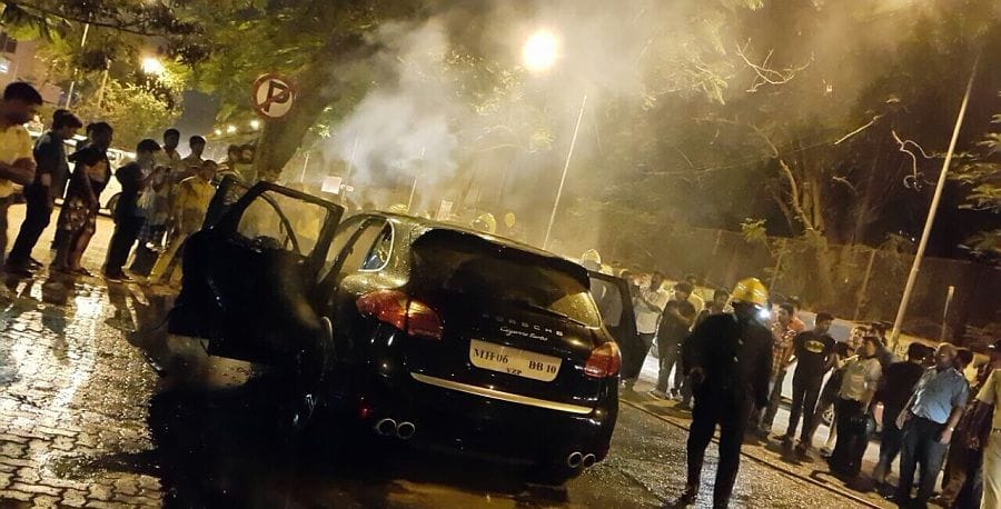 Hajlamos a kigyulladásra a Porsche Cayenne is