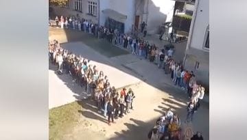 Megérkeztek az Óbudai Gimnáziumba is a fenyegető levelek – így reagáltak a diákok