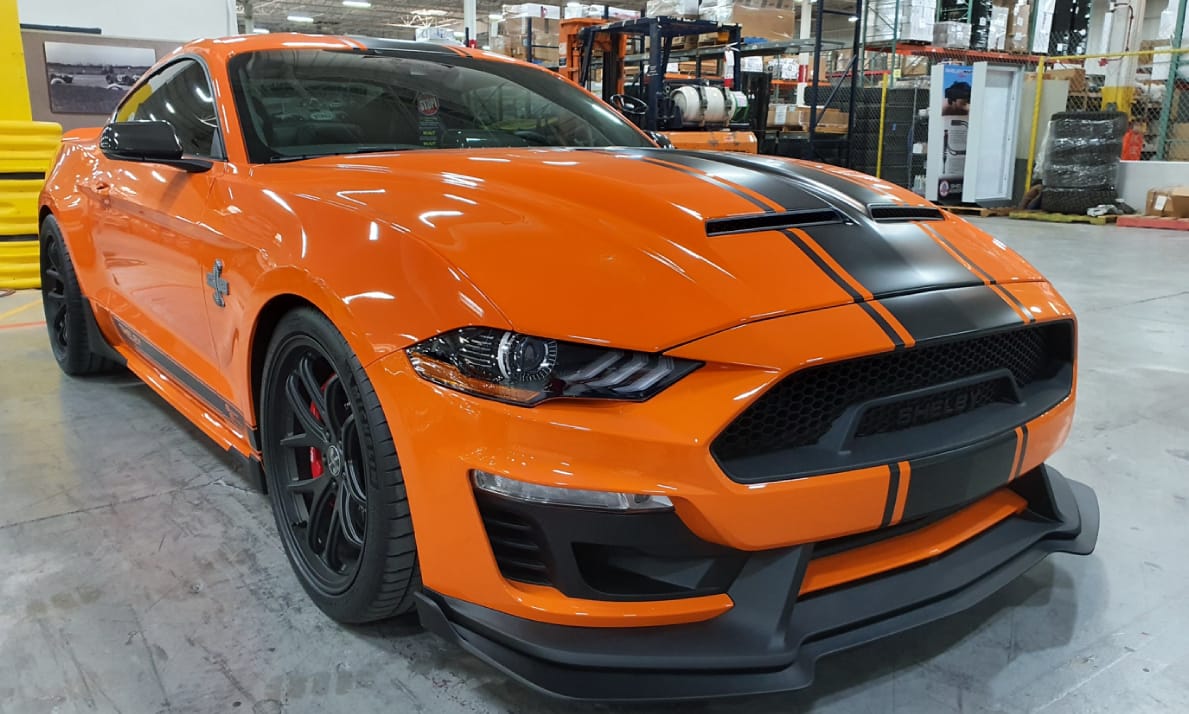 Itt születnek az igazi amerikai izomautók: a Shelby vegasi központjában jártunk