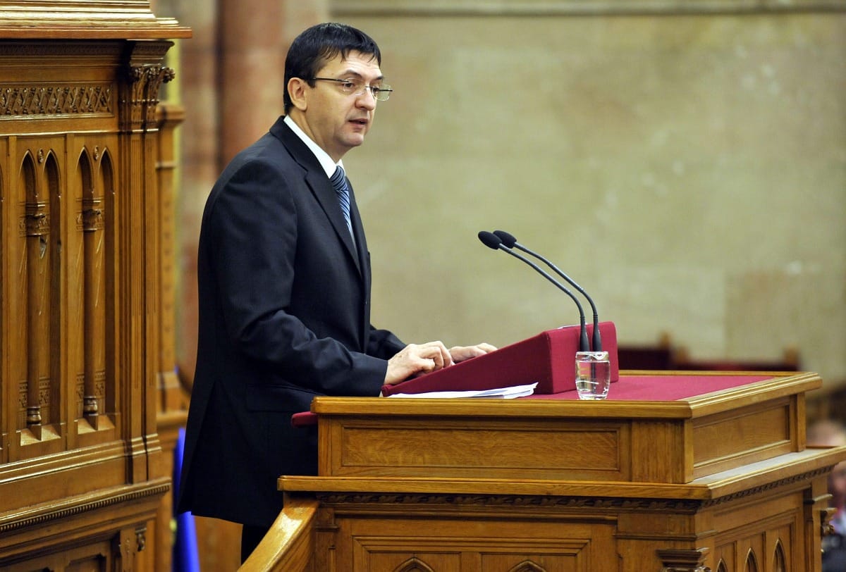 Vélt korrupciót lát és fehéredő gazdaságot emleget az ÁSZ-elnök
