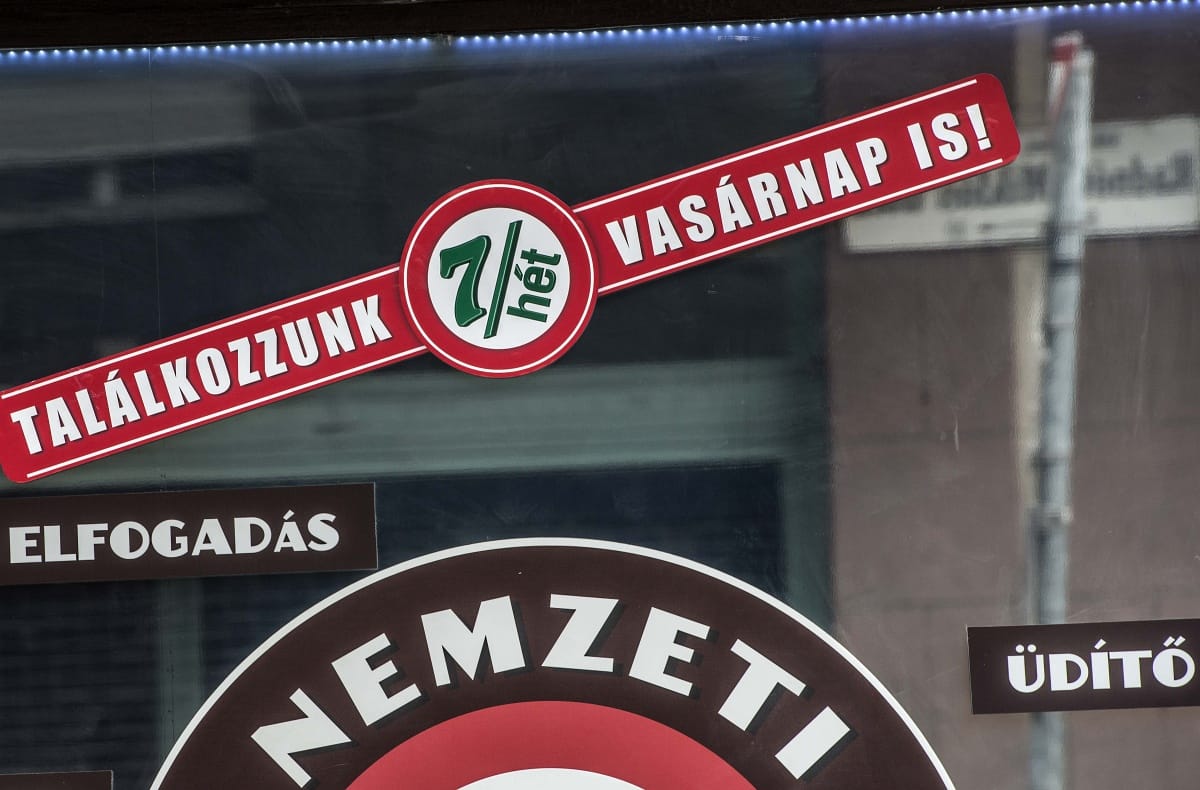 Trükközést sejt a fennakadások miatt magyarázkodó dohányellátó