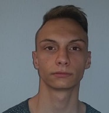 Két tinédzser tört fel autókat Zuglóban
