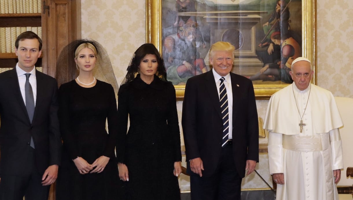 Lefordul a székről, ha elolvassa, mit írt Trump néhány éve Ferenc pápáról