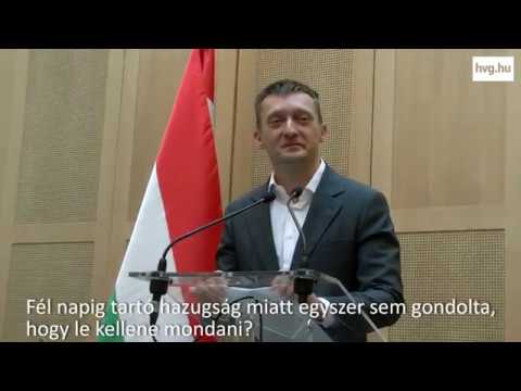 Rogánt nem a helikopterről kérdezték, kioktatással válaszolt