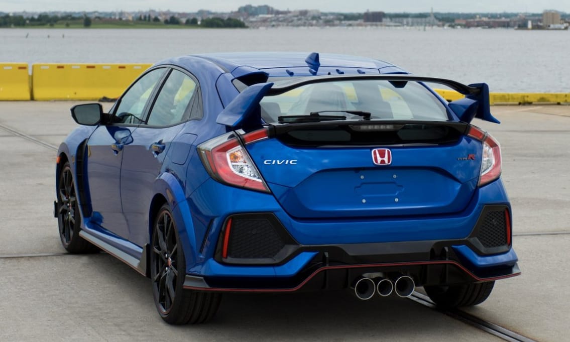 55 millió forintért kelt el az első új Honda Civic Type R