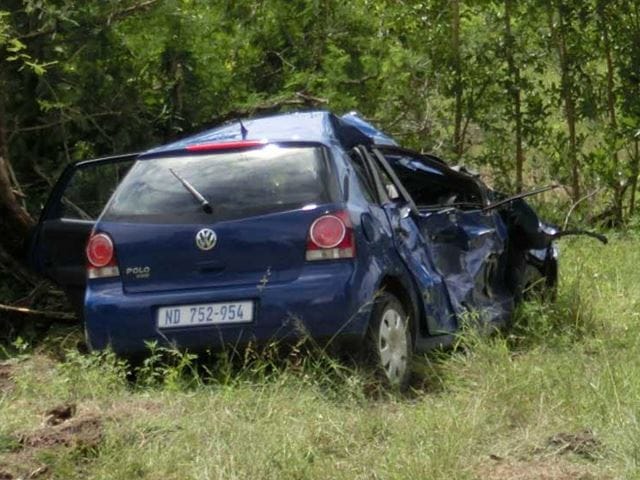Elefánt végzett ki egy Volkswagen Polót – videó