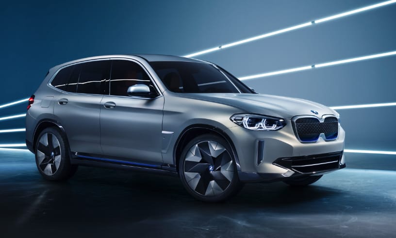 Itt a BMW iX3: villanymotoros új divatterepjáró, 400 kilométeres hatótávval
