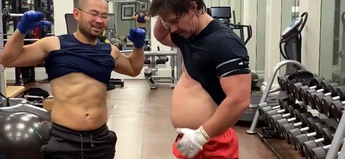 Tíz kilót hízott három hét alatt Mark Wahlberg, a gyomorforgató receptet is elárulta