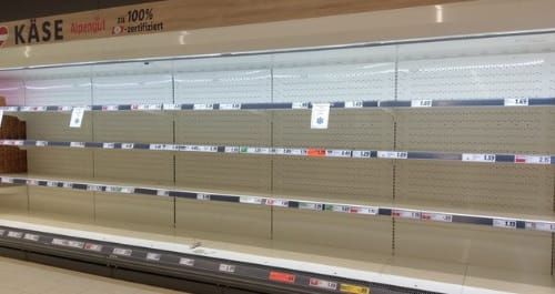 Bécsben nincs áru a boltban – írta meg a magyar közmédia, majd kiderült, elromlott a hűtő