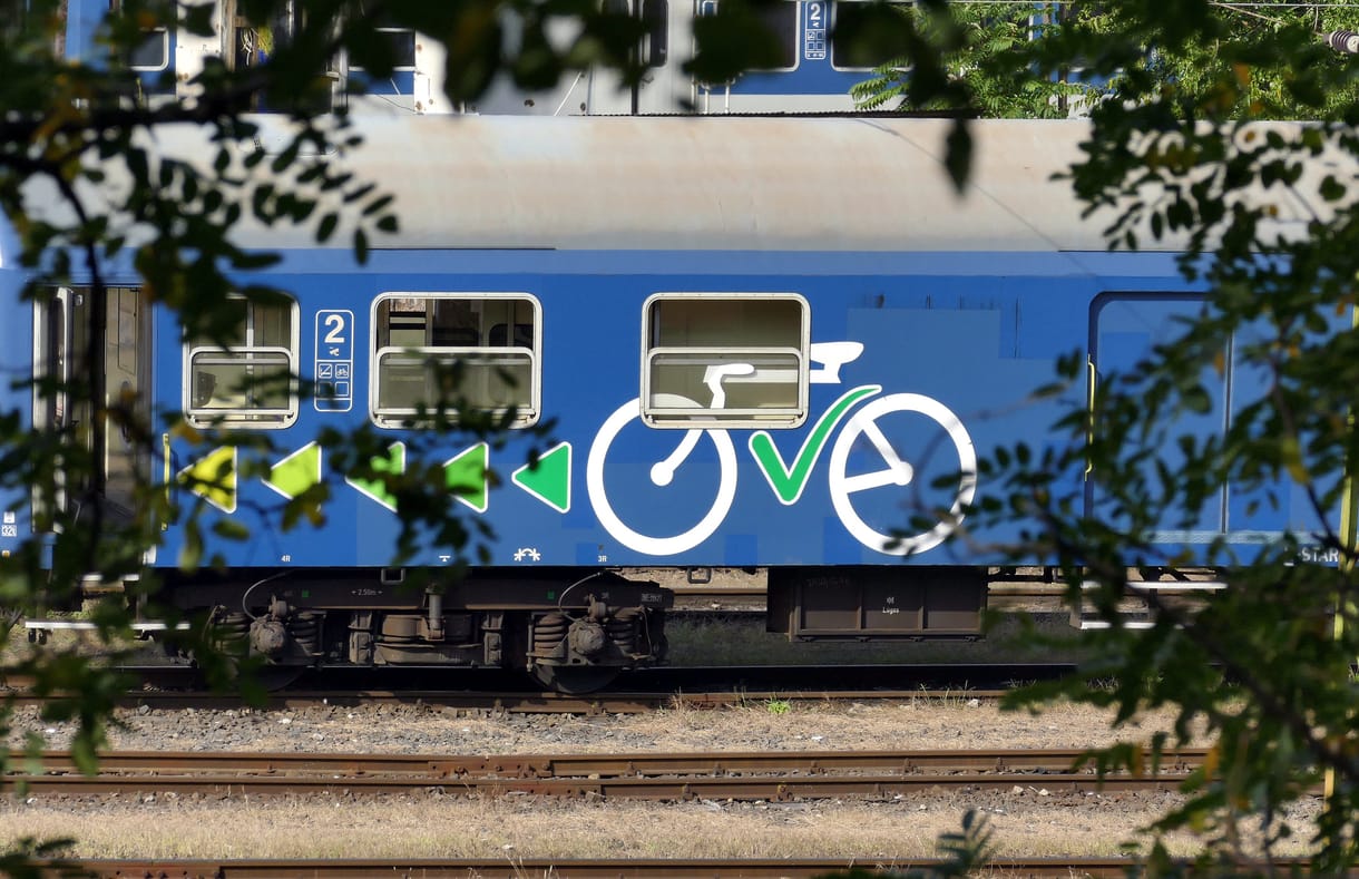 Ingyenes kerékpárszállítás, 990 forintos napijegy – a MÁV akciókat tart a mobilitási héten és az autómentes napon