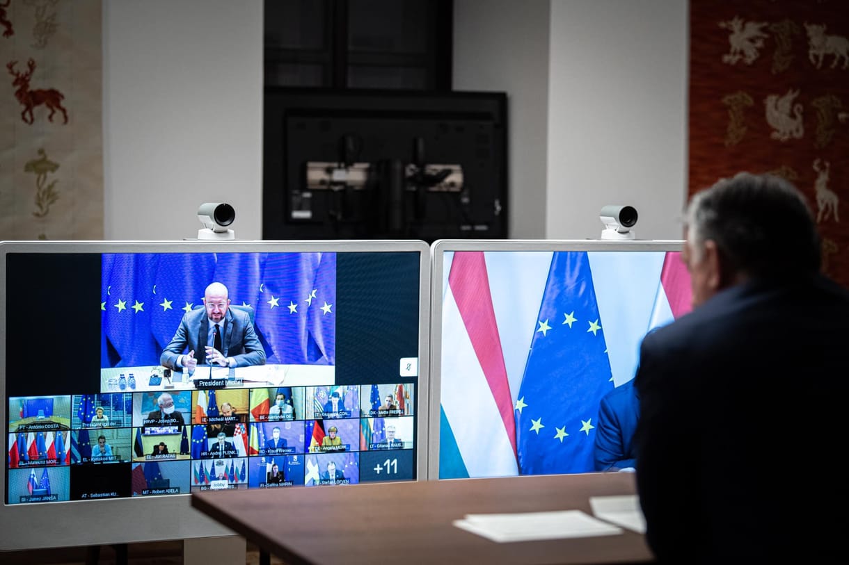 Brüsszelben hallgatnak, de nagy a frusztráció Orbán vakcinaüzletei miatt