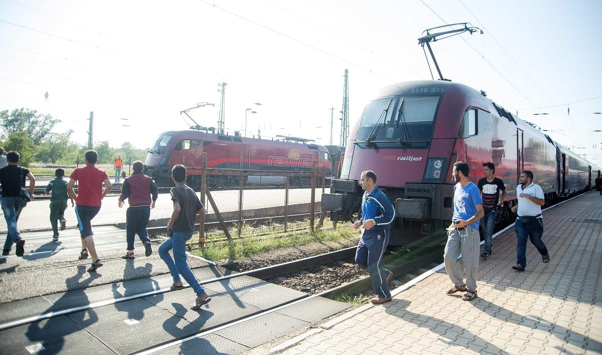 Kisiklott egy vonat a bécsi főpályaudvarnál
