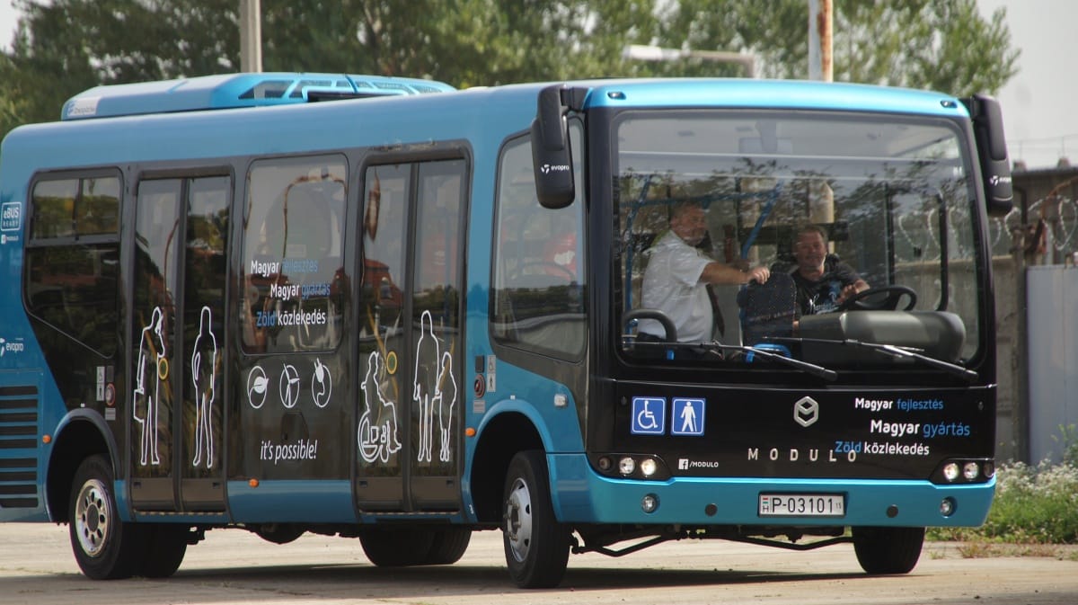 Itt a hideg, a kétéves elektromos buszok ötöde jár csak a fővárosban