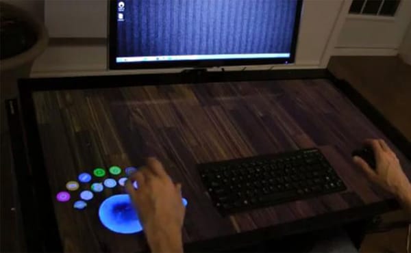 Ez a jövő: érintőképernyős asztal, akár jövőre a nappalidban (videó)