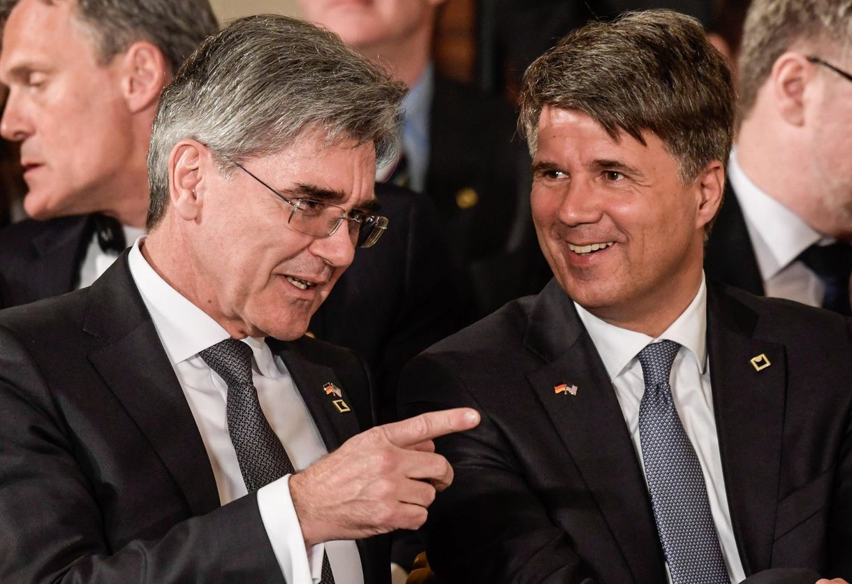 Jól szórakozott Trumpnál a Siemens és a BMW vezére - fotók
