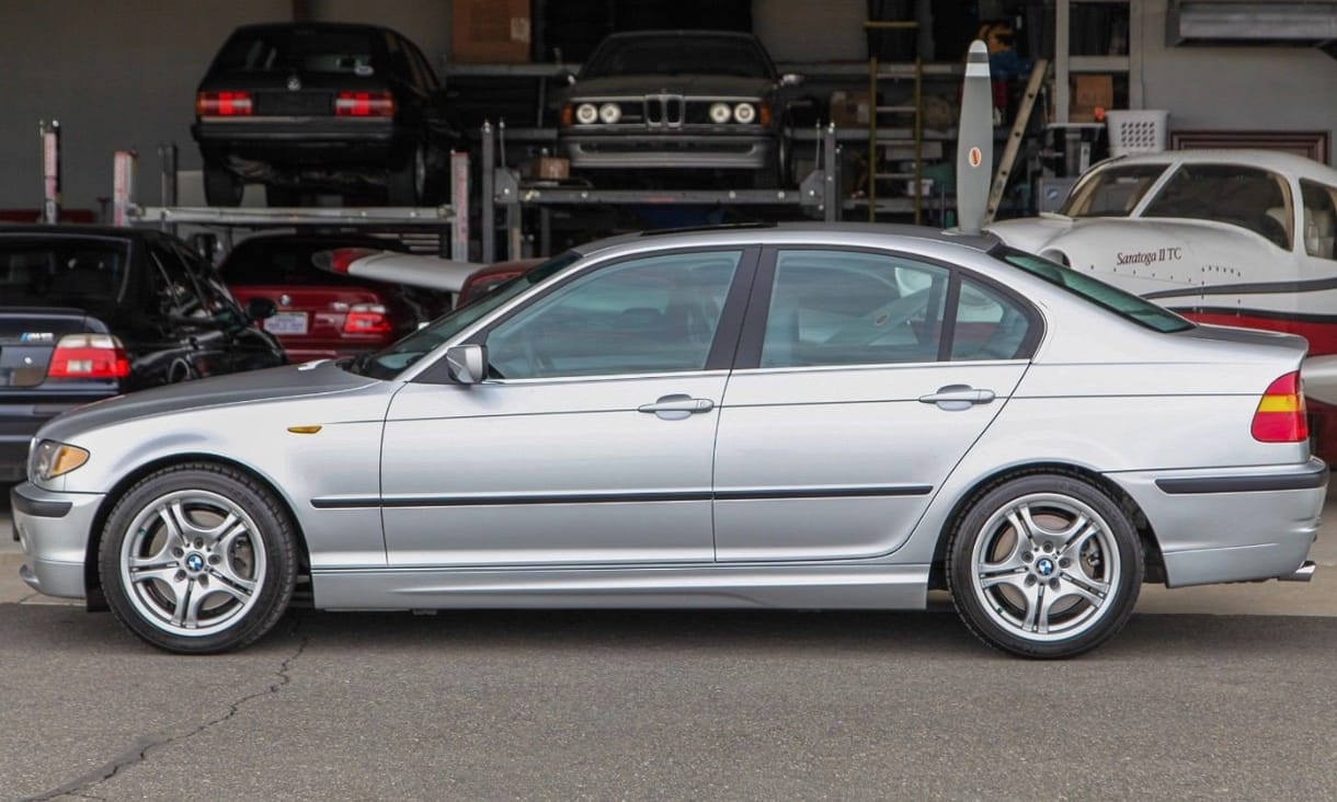 Időutazásra hív ez a régi, de alig használt 3-as BMW