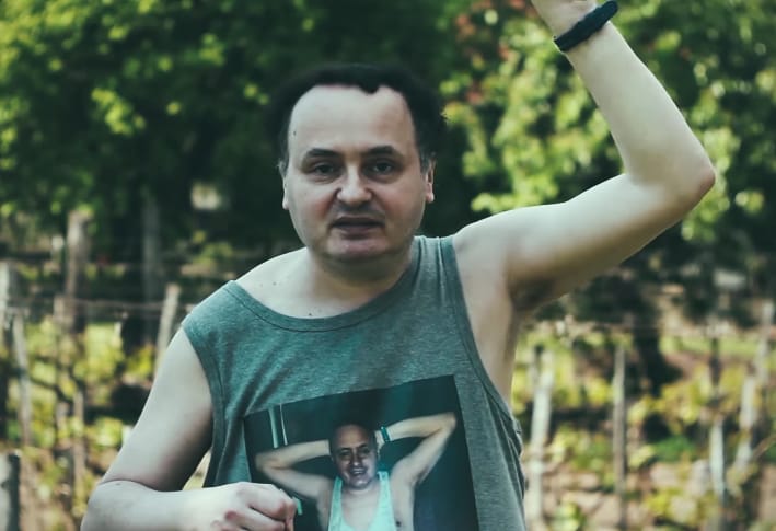 Videó: Látta már valaha robottáncolni Galla Miklóst?