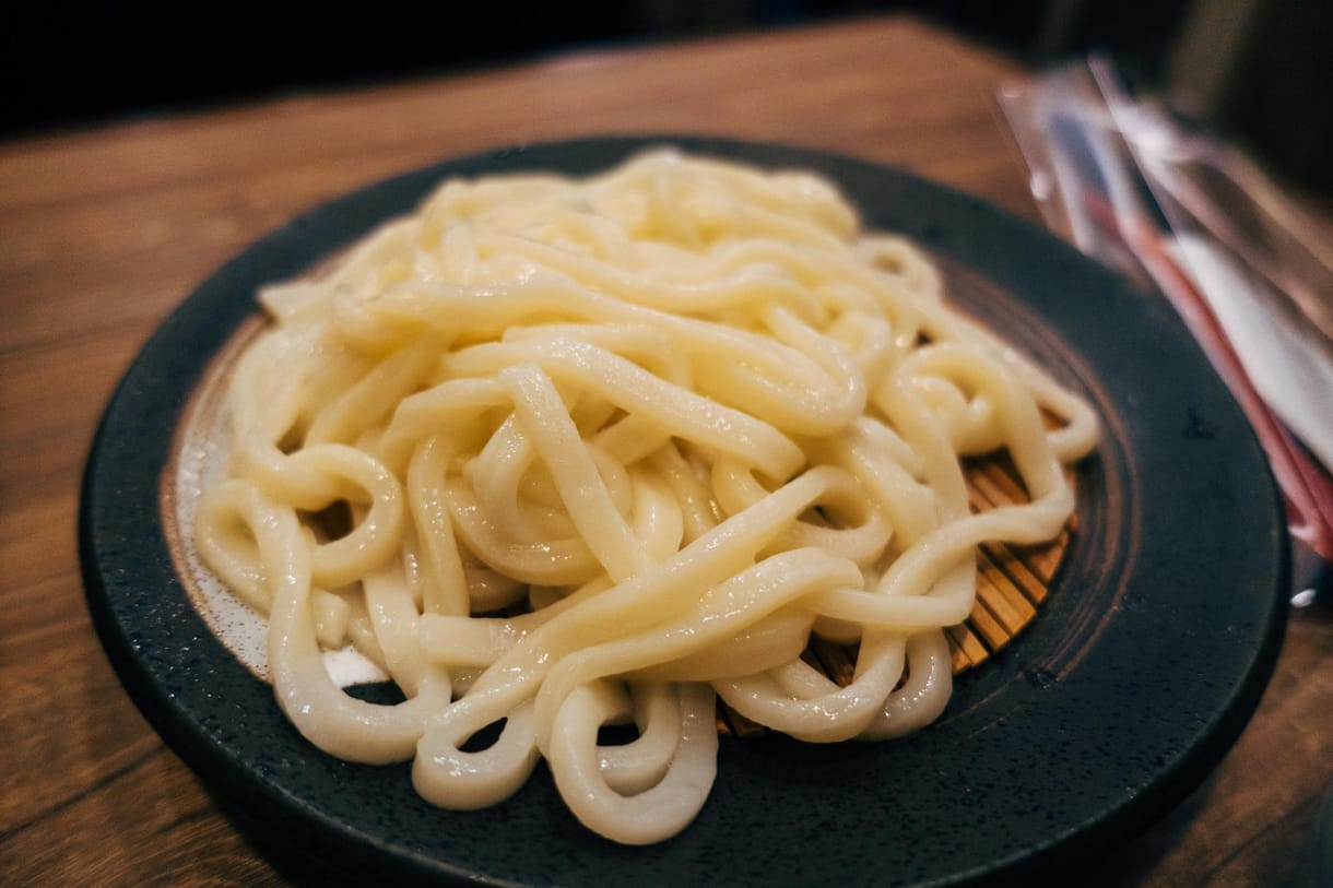 Hogyan készítsünk otthon japán udon tésztát?