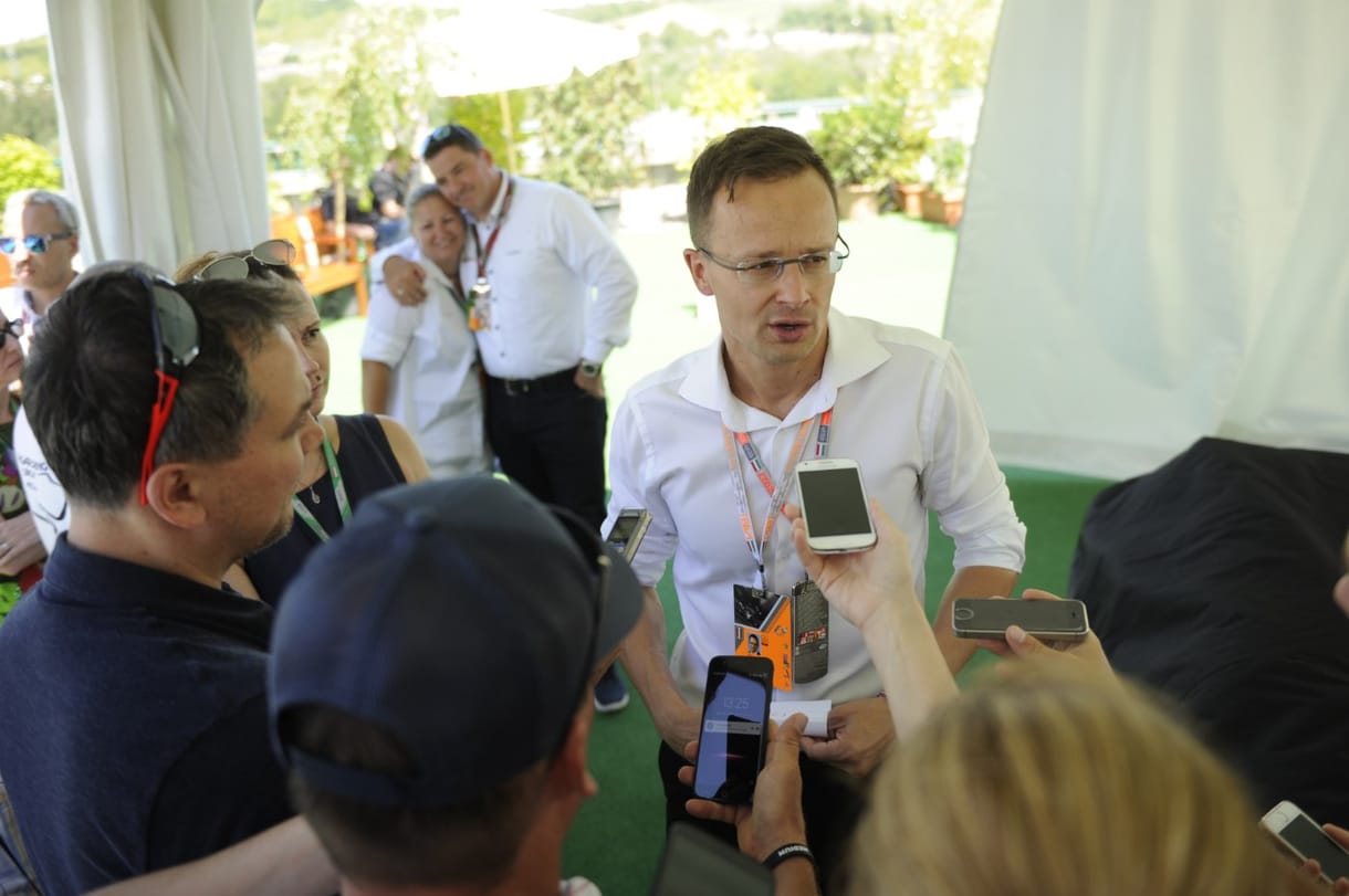 A Hungaroring retro hangulata bejön az F1 új vezetésének