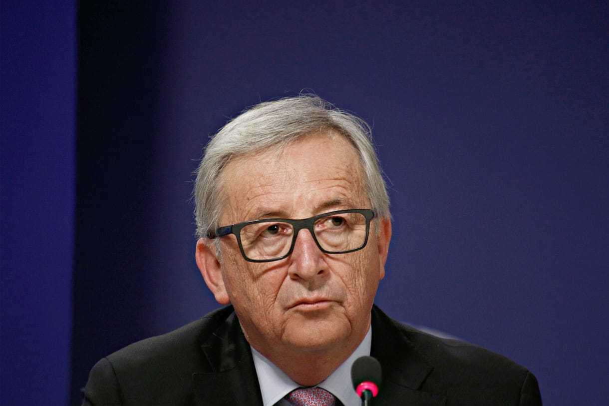 Juncker durva verbális pofont adott Orbánnak