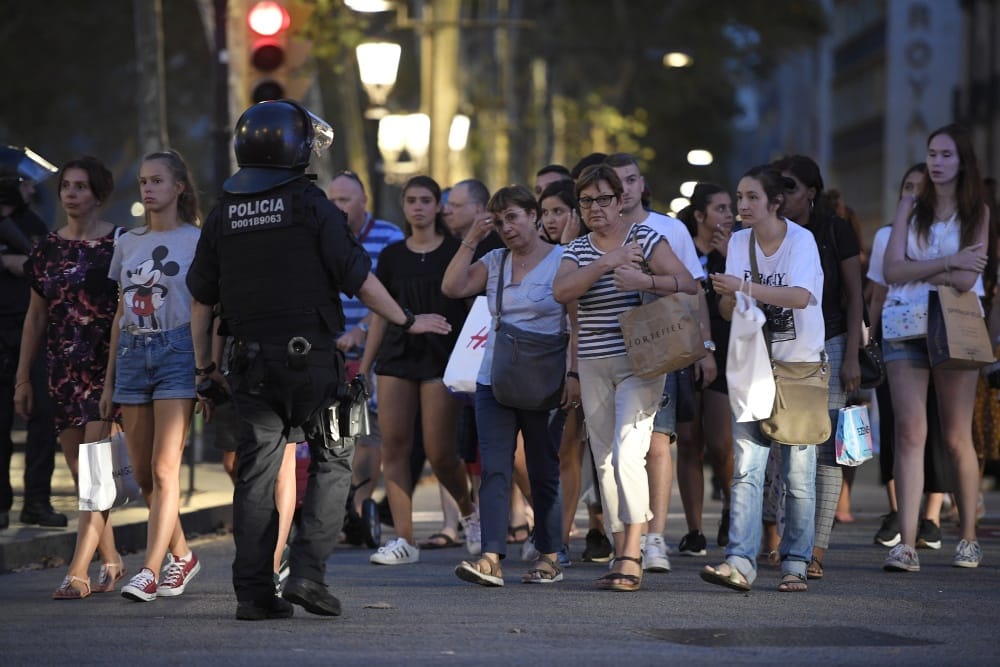 Hajsza a terroristák után – ezt lehet tudni eddig a katalóniai merényletekről