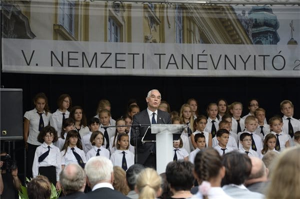 Balog Zoltán megnyitotta a tanévet