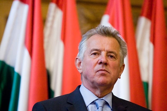 Schmitt Pál alternatív valóságáról ír az RTL volt szóvivője