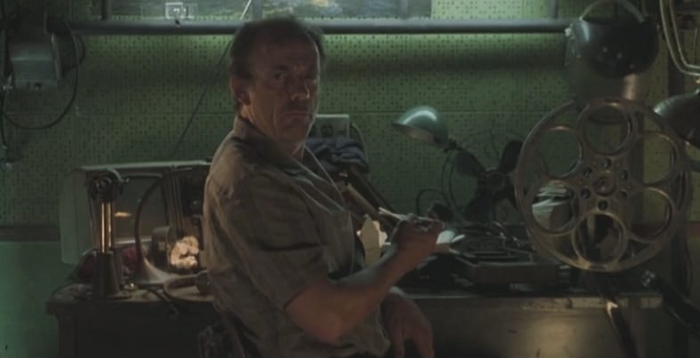 Minden titokra fény derül a Vissza a jövőbe előzményfilmjéből