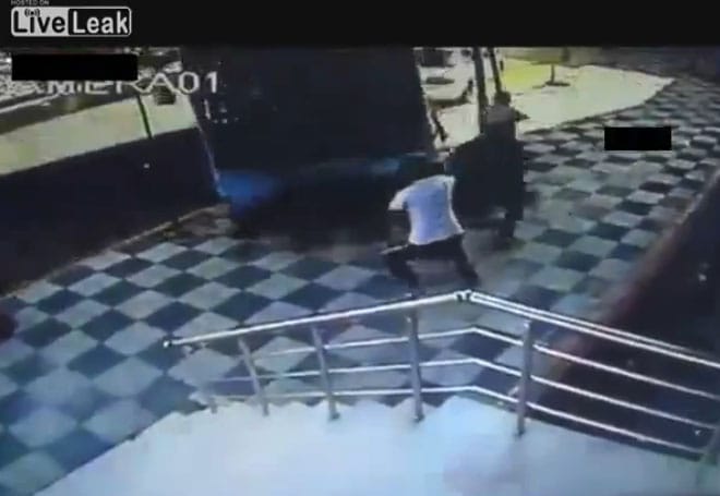 Ritkán látni ennyire kegyetlen balesetet - videó