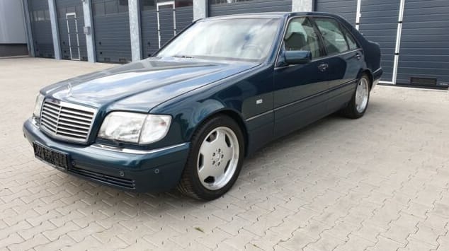 Eladó egy 7 literes motorral szerelt szuperritka bálna Merci