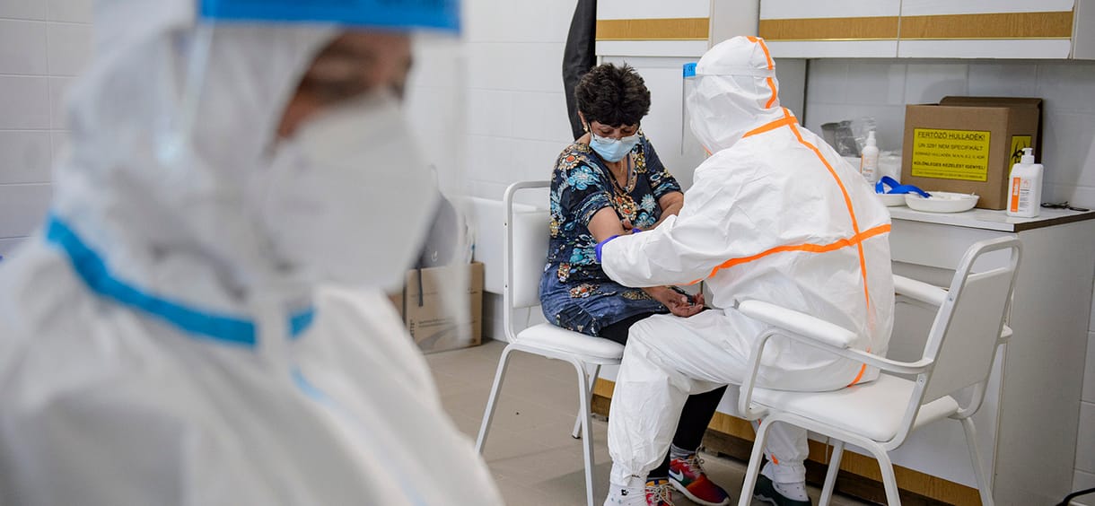 A koronavírus-járvány számokban: van, amiben Magyarország egész Európát lenyomja