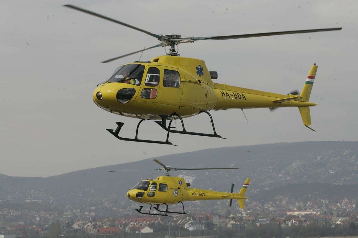 A mentőktől kapott két helikoptert a Magyar Honvédség