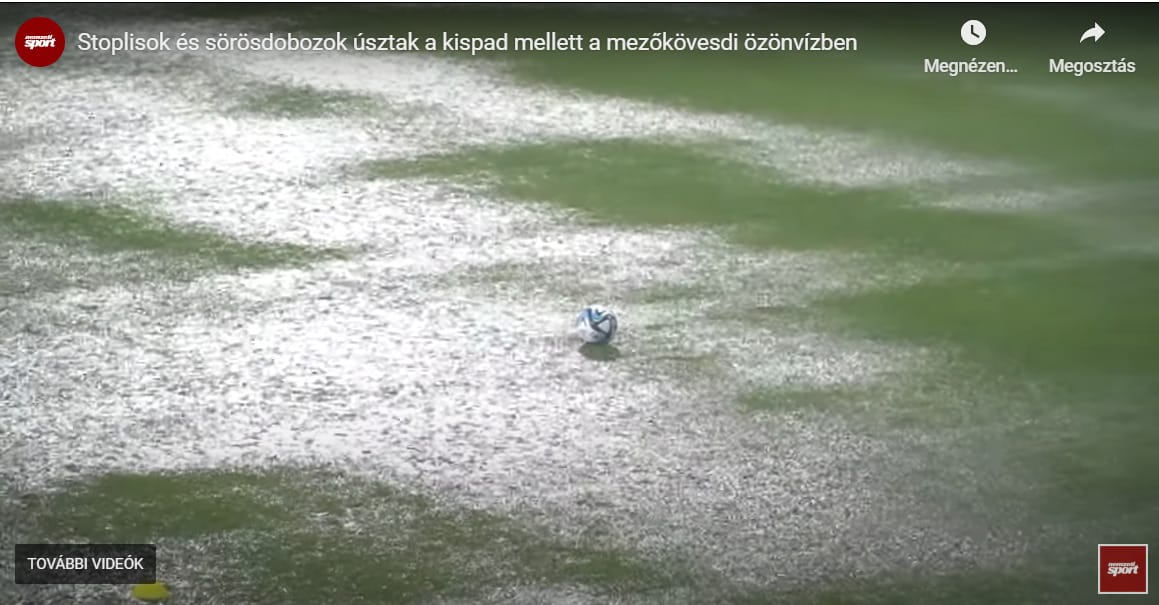 Víz alá került a focipálya egy része a Mezőkövesd-DVTK meccs közben - videó