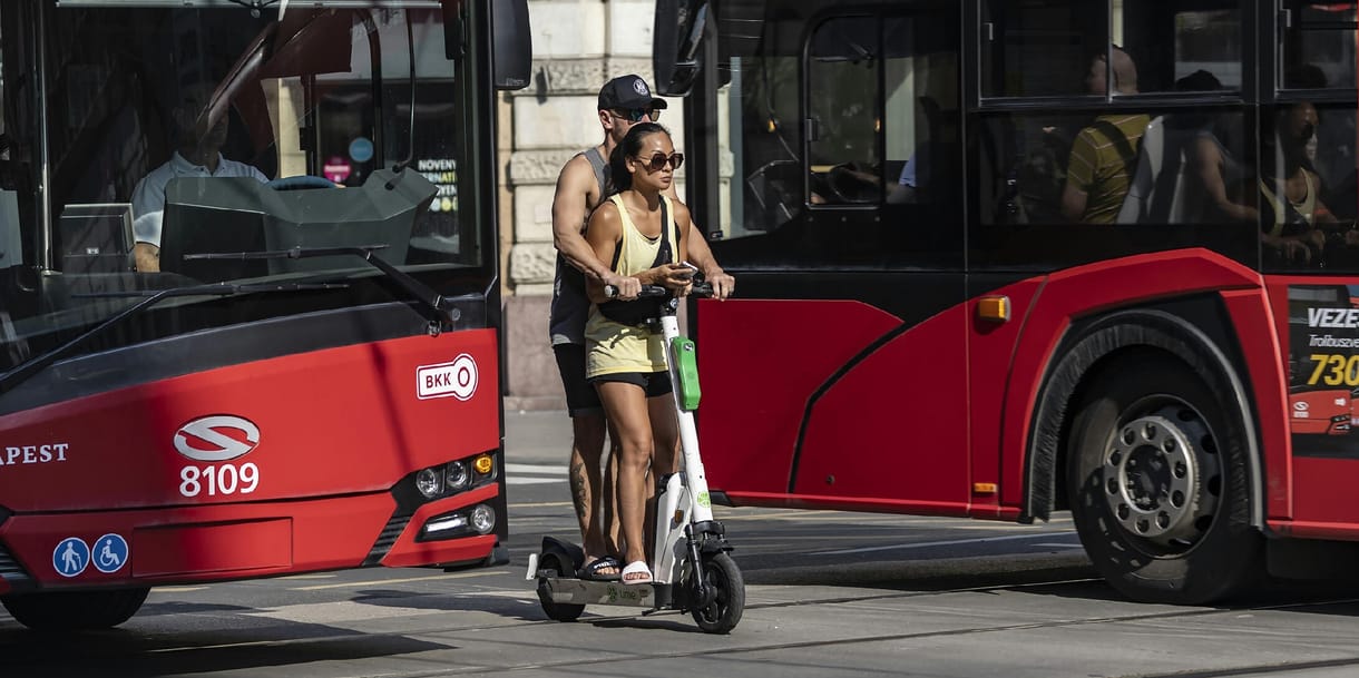 Ön- és közveszélyes: a precíz szabályozás még nem érte utol az elektromos rollereket