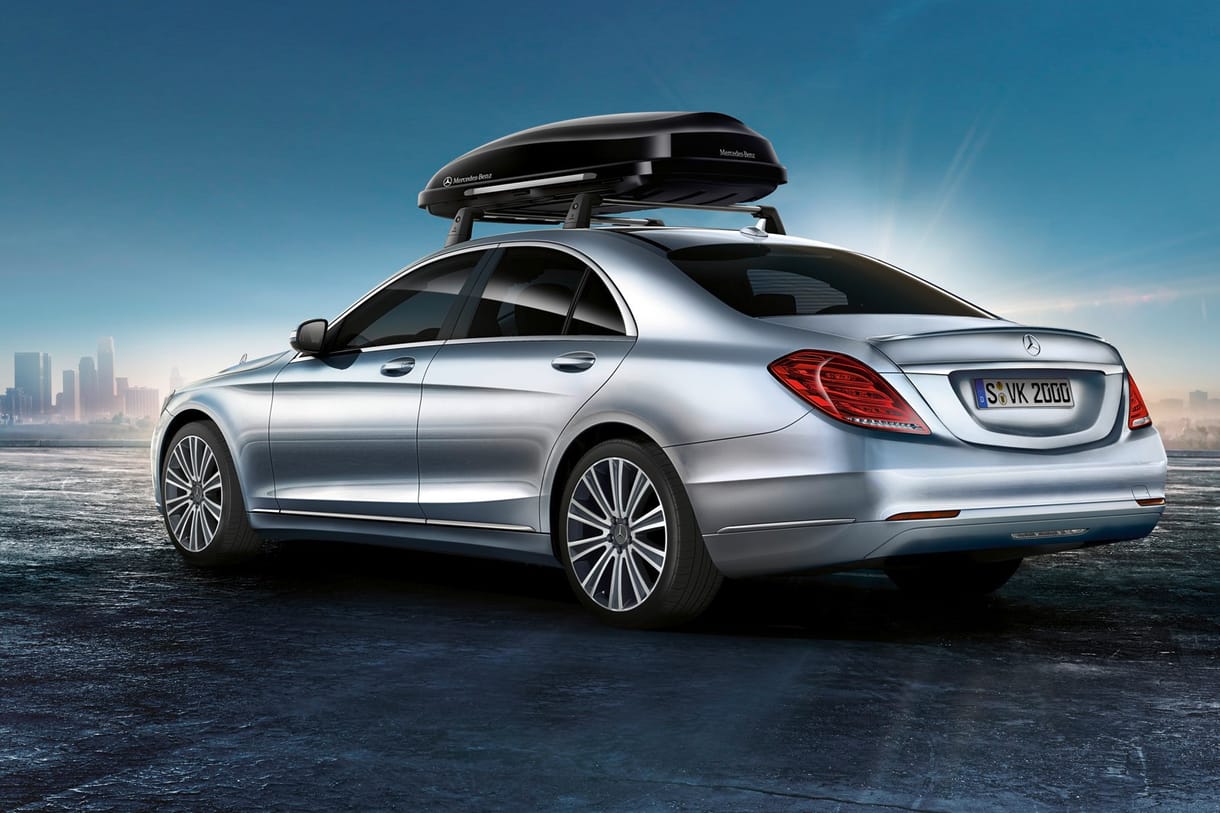 Érdekes tételekkel bővült a Mercedes S-osztály opciós listája