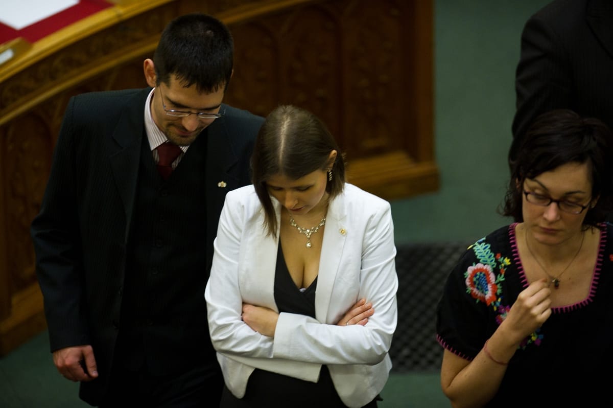A romantikának nincs helye a parlamentben