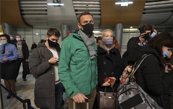 Körözést adtak ki a Navalnij melletti tüntetés szervezője ellen 