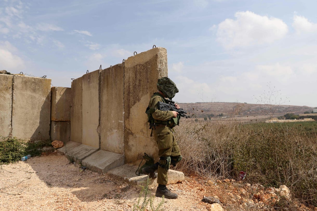 Izrael északi határvidéke kiürül a Hezbollah dróntámadásai miatt – a HVG helyszíni riportja