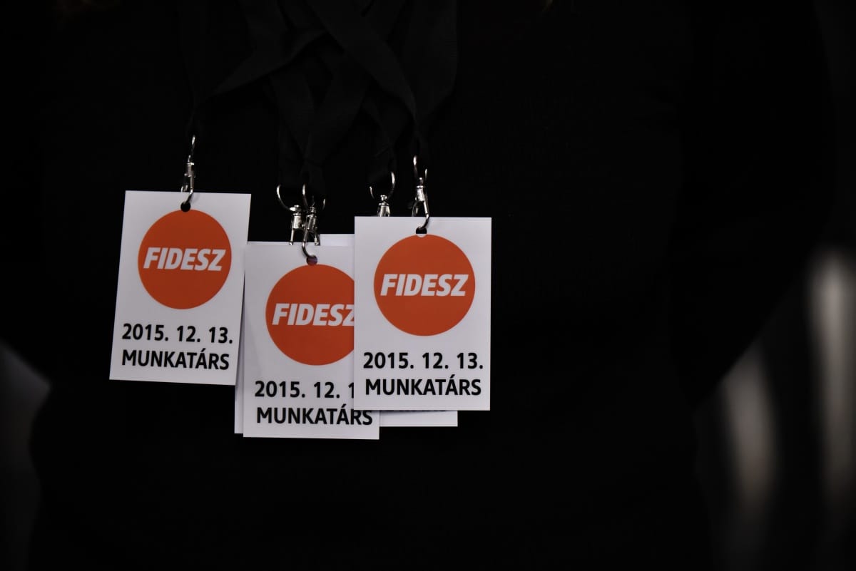 Nemzeti konzultációt indíthat a Fidesz az alkotmánymódosításról